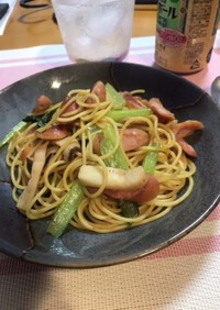 小松菜ウィンナーのパスタ