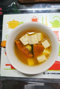カボチャと豆腐のお味噌汁(^○^)