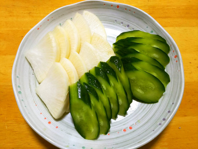 ヨーグルトと味噌 キュウリなどの漬け物 レシピ 作り方 By オヤジの仕事場ゴハン クックパッド 簡単おいしいみんなのレシピが367万品