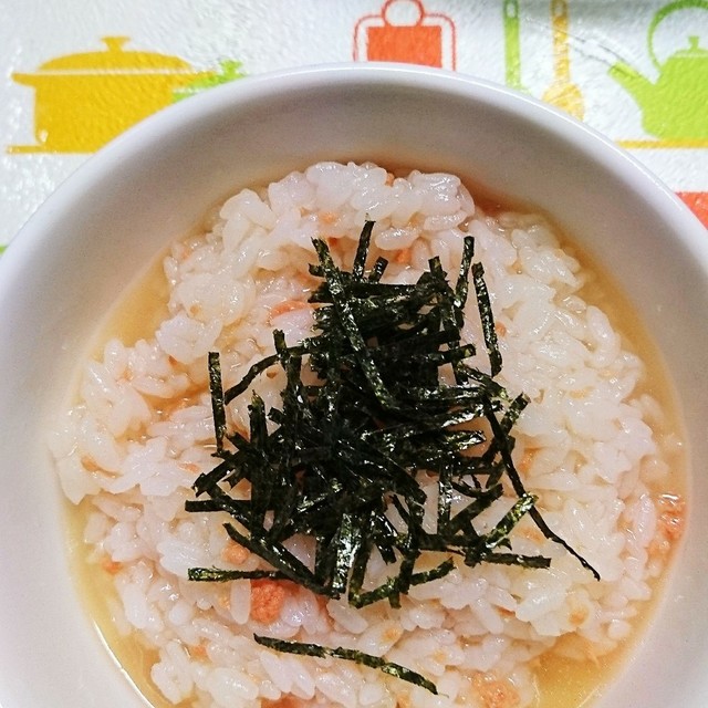 風邪気味の時に 鮭フレーク雑炊っ レシピ 作り方 By Michi 630 クックパッド 簡単おいしいみんなのレシピが349万品