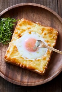卵チーズトースト～三陸アルガソルトかけ～