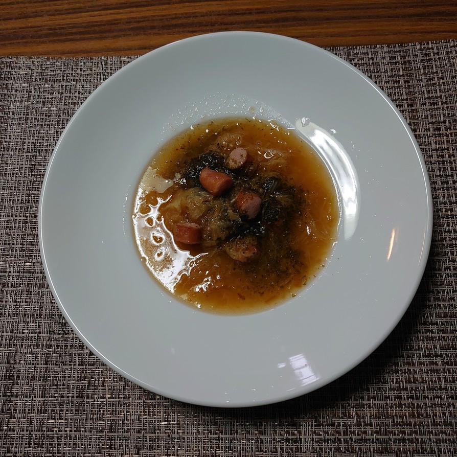 ヨウサマの減塩キャベツとウインナースープの画像