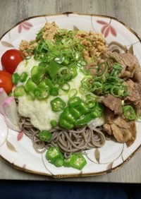 夏を乗り切れ！ネバとろ蕎麦