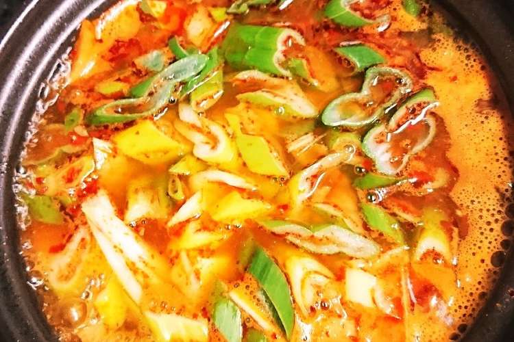 キムチの残り汁で スンドゥブチゲ 韓国 レシピ 作り方 By 働く闘う スーパー母 クックパッド 簡単おいしいみんなのレシピが352万品