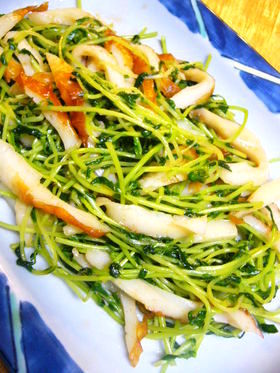 簡単♪豆苗とちくわのオイスターソース炒め