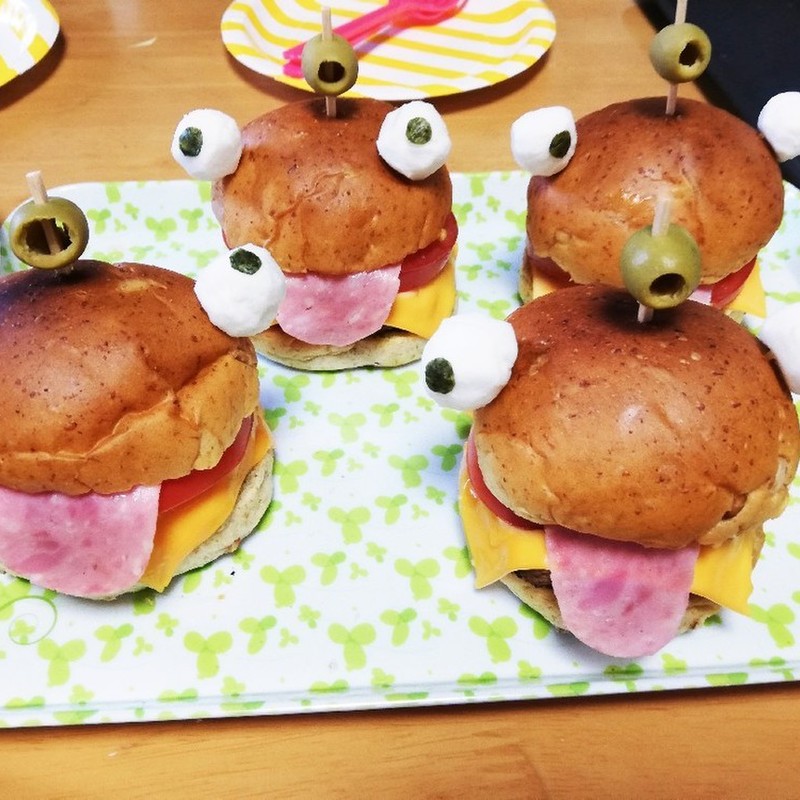 【みんなが作ってる】 パン ハンバーガーのレシピ 【クックパッド】 簡単おいしいみんなのレシピが343万品