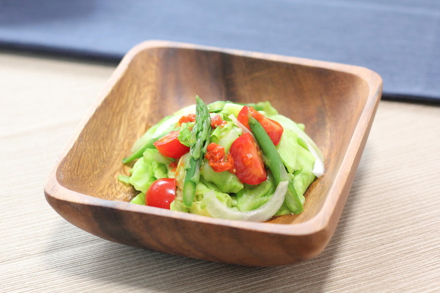 春野菜サラダ ～クコの実のドレッシング～の画像