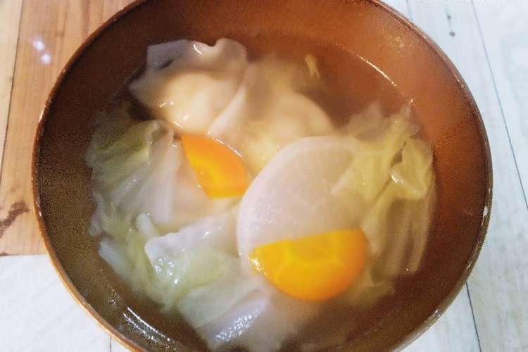 超簡単 冷凍水餃子スープ 冬野菜たっぷり レシピ 作り方 By Sada Maru クックパッド 簡単おいしいみんなのレシピが360万品
