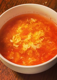 簡単☆トマト缶でかき卵の酸辣トマトスープ