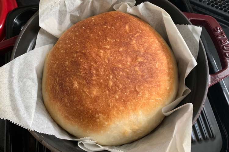 ストウブで楽チンまん丸パン レシピ 作り方 By ちひろくらぶ クックパッド 簡単おいしいみんなのレシピが352万品