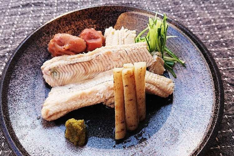 穴子の梅干し白煮 レシピ 作り方 By 宮城漁師酒場魚谷屋 クックパッド 簡単おいしいみんなのレシピが376万品