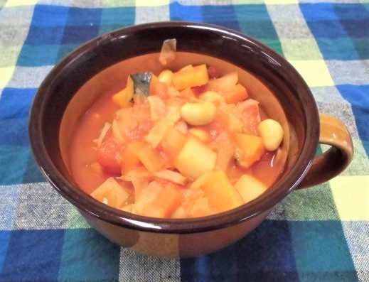 トマト缶で簡単野菜たっぷりミネストローネの画像