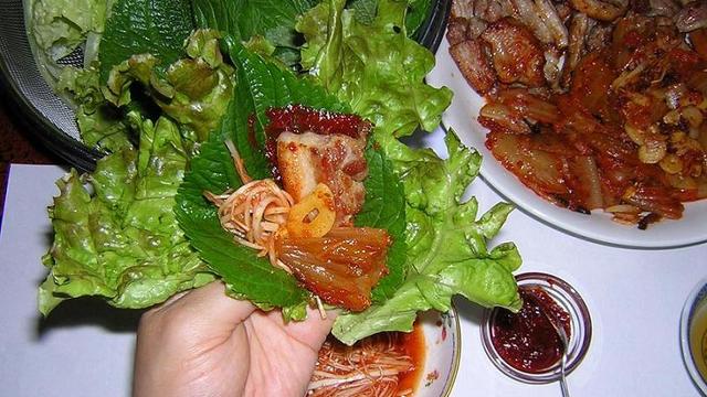 サムギョプサル 韓国の豚バラ焼肉 レシピ 作り方 By のろにゃんこ１３ クックパッド 簡単おいしいみんなのレシピが373万品