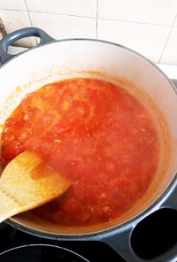 完熟トマトで簡単トマトソース