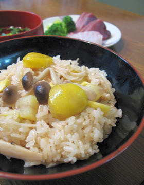 栗ときのこの炊飯器おこわ