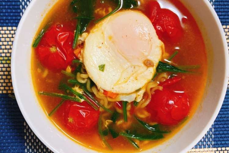 辛ラーメン トマトとほうれん草と卵 レシピ 作り方 By クックbf6mqf クックパッド 簡単おいしいみんなのレシピが352万品