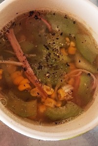 加賀太きゅうりとカニかまのスープ