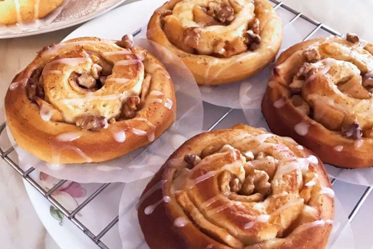 りんごとクルミのシナモンロール レシピ 作り方 By ひでみママ クックパッド 簡単おいしいみんなのレシピが366万品