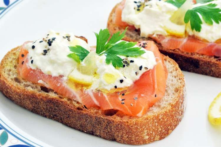 ナチュラルとうふとサーモンのタルティーヌ レシピ 作り方 By 相模屋 クックパッド