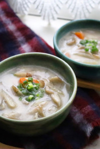 ぽかぽか☆豆乳と生姜の食べるスープ