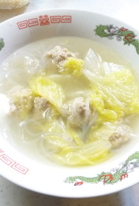 白菜丸子湯（白菜と肉団子のスープ）