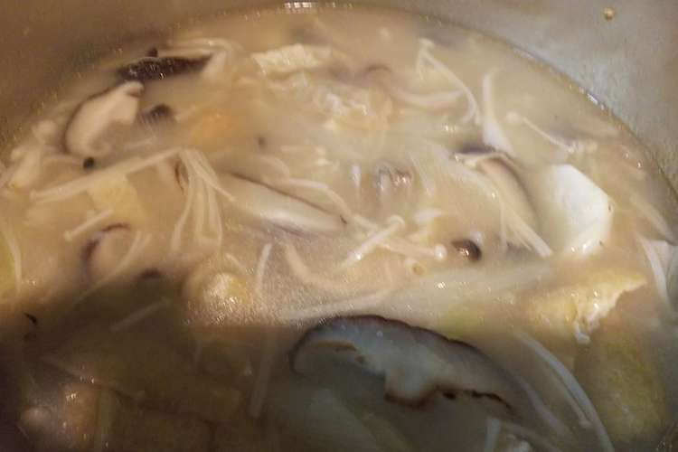簡単美味 4種の茸のキノコ汁 味噌仕立 レシピ 作り方 By ペチペチペーチ クックパッド