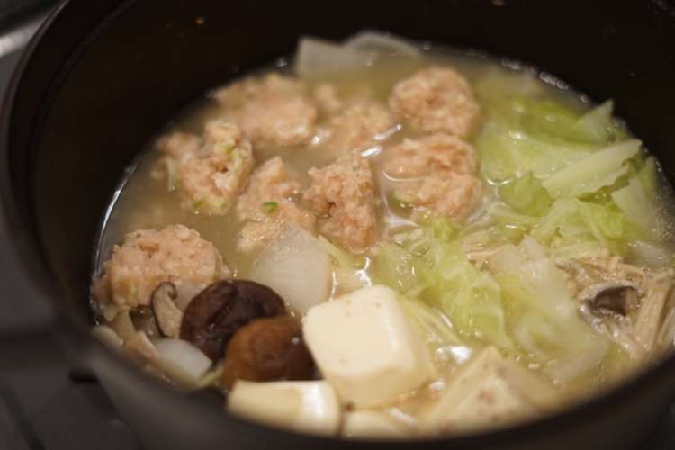鍋におすすめ ふわふわ鶏団子 レシピ 作り方 By Azzuuu クックパッド 簡単おいしいみんなのレシピが360万品