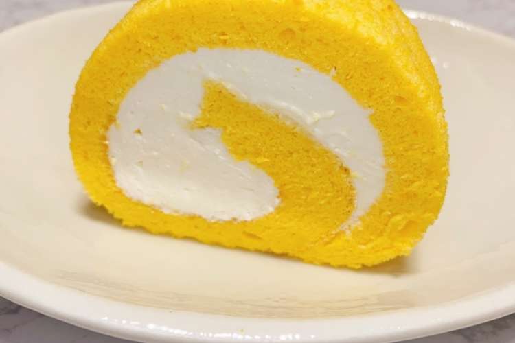 しっとりフワフワかぼちゃのロールケーキ レシピ 作り方 By Sakuranba クックパッド 簡単おいしいみんなのレシピが359万品