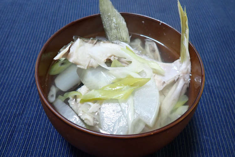 ブリのあら汁 塩仕立て レシピ 作り方 By あおもりの肴 クックパッド 簡単おいしいみんなのレシピが366万品