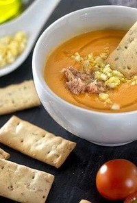 スペインの冷製スープ、サルモレホ