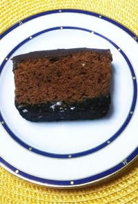 三層の生チョコレートケーキ