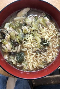 簡単★野菜炒めラーメン