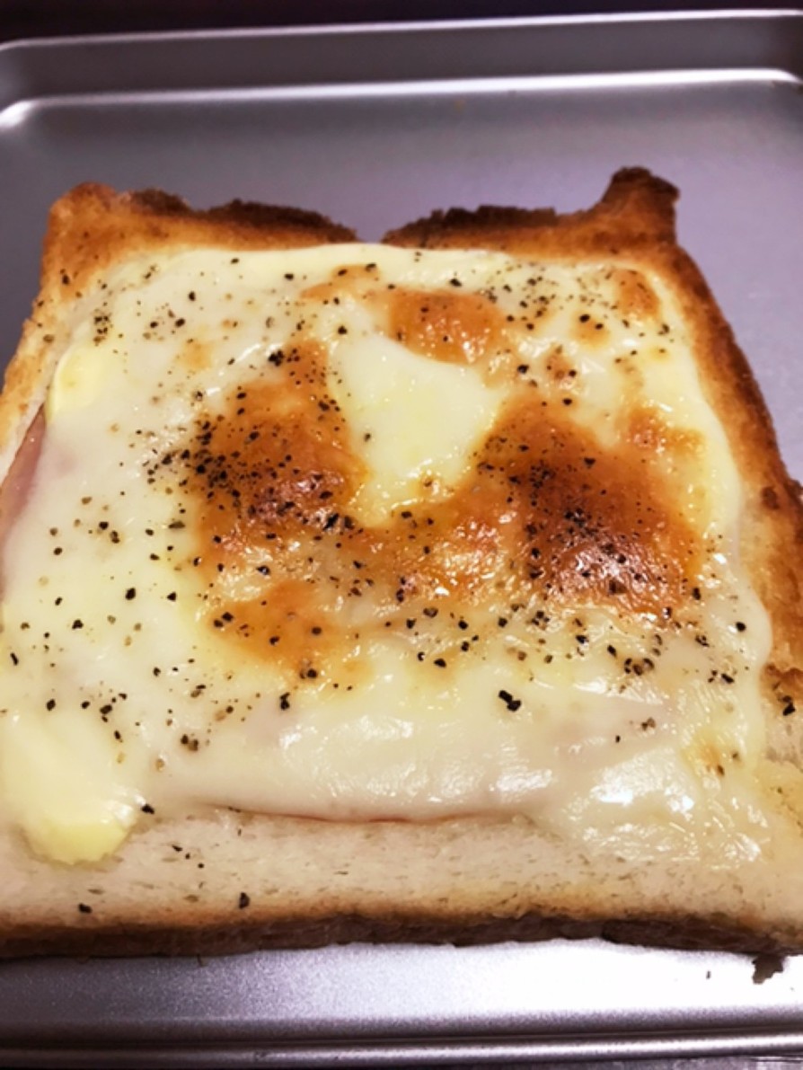 ハムチーズトーストの画像