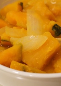 南瓜の味噌ニンニクバター煮。