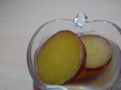 簡単☆ほっこり♡さつまいもの蜂蜜レモン煮の写真