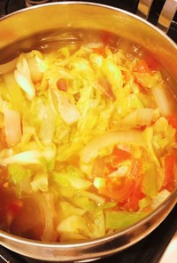 【簡単】野菜たっぷり　コンソメスープ