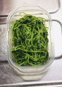 豆苗のからし醤油あえ