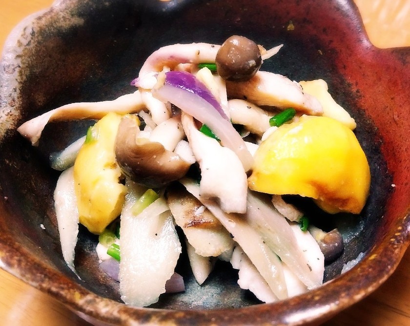 栗と野生のキノコの詰め物三鳥ローストのレシピ