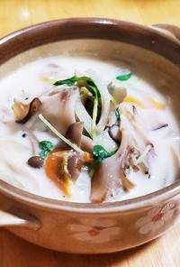 キノコのミルクチーズ スープ(豆腐入り)
