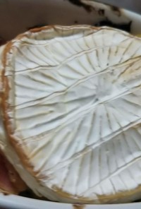 カマンベールチーズ丸ごとグラタン