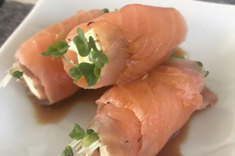 スモークサーモンとクリームチーズおつまみ レシピ 作り方 By Mariinuinu クックパッド 簡単おいしいみんなのレシピが363万品