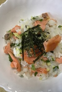 塩鮭や塩鯖の混ぜ寿司