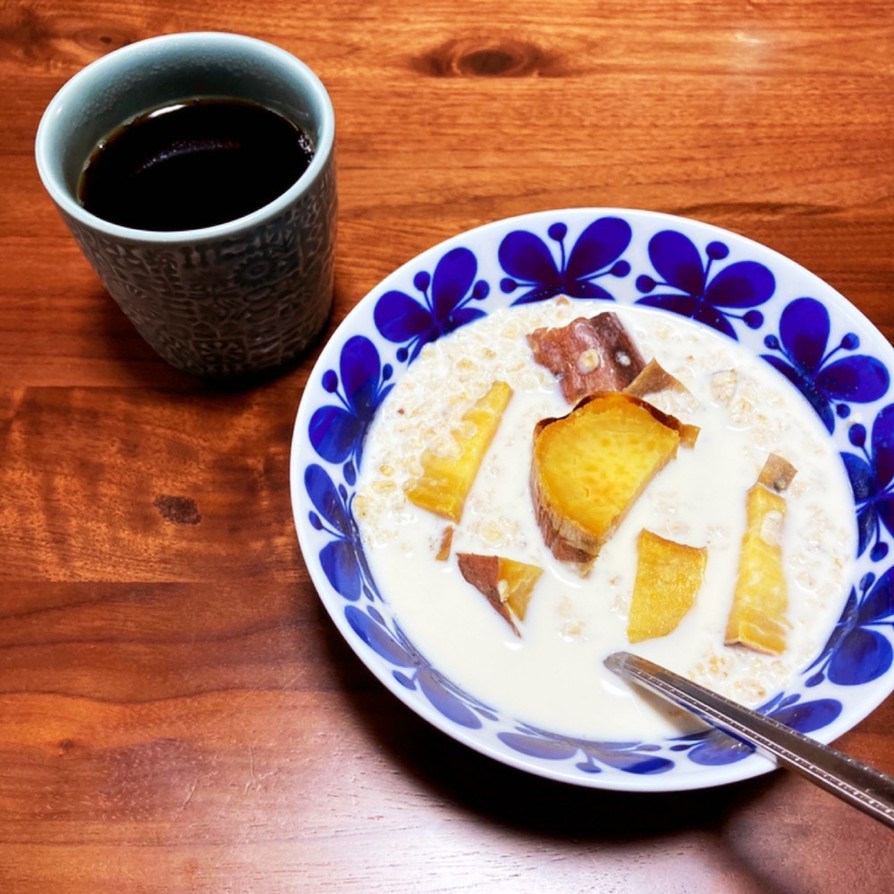 簡単腸活♪焼き芋とオートミールでミルク粥の画像