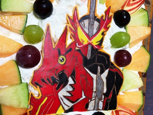 仮面ライダーセイバー ケーキキャラチョコ レシピ 作り方 By ８ ｍａｍａ クックパッド 簡単おいしいみんなのレシピが366万品