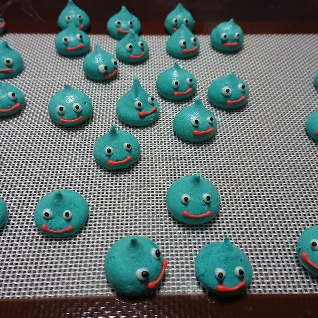 スライムのメレンゲクッキー レシピ 作り方 By いっちゃんキッチン クックパッド 簡単おいしいみんなのレシピが366万品