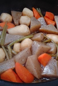 定番材料煮物(里芋・蒟蒻・人参・薩摩芋茎