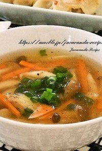 しめじとにんじんの生姜スープ
