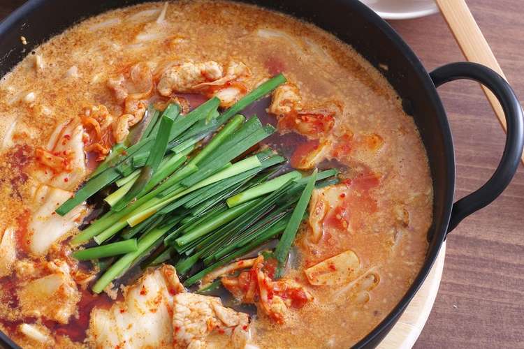 豚キムチのごま辛鍋 レシピ 作り方 By クッキングセサミ クックパッド 簡単おいしいみんなのレシピが349万品