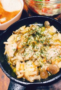 レストラン風軟骨+エビ+キノコアヒージョ