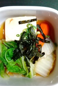 白菜・にんじん入り湯豆腐